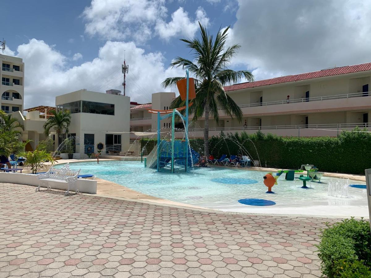 Ocean View Aquamarina Apartment Cancun Luaran gambar
